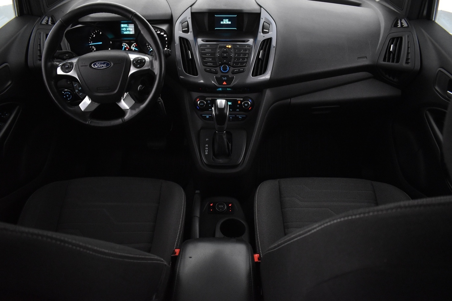 Ford Grand Tourneo Connect vaihtoauto