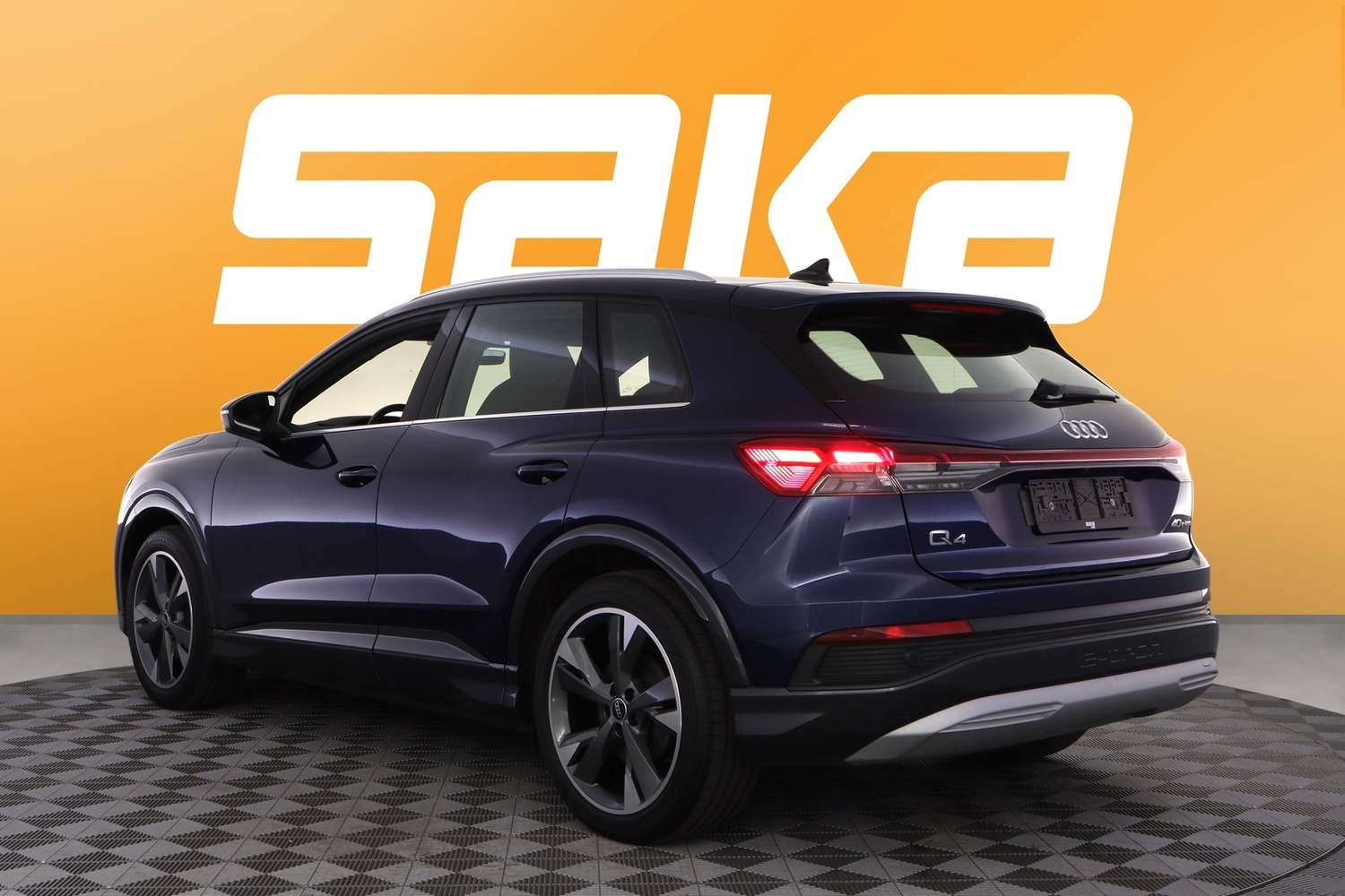Audi Q4 e-tron vaihtoauto