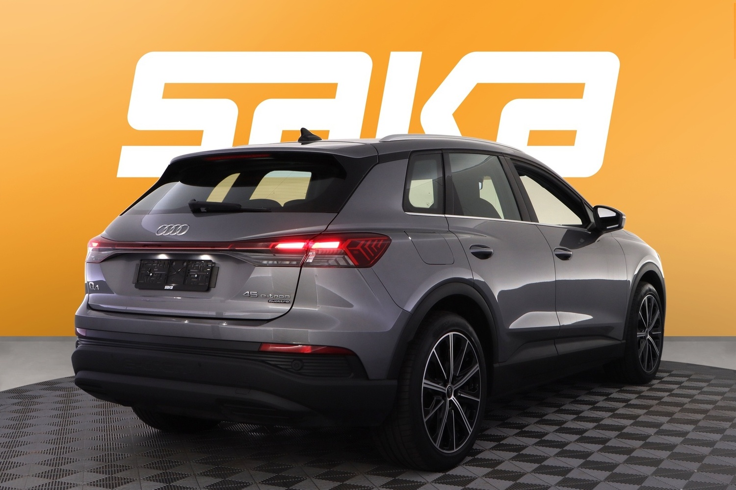 Audi Q4 e-tron vaihtoauto