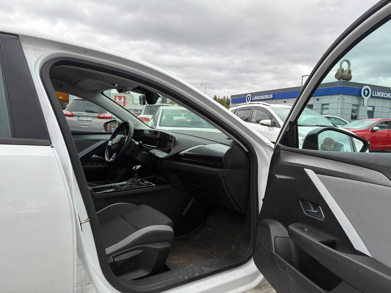 Opel Astra vaihtoauto