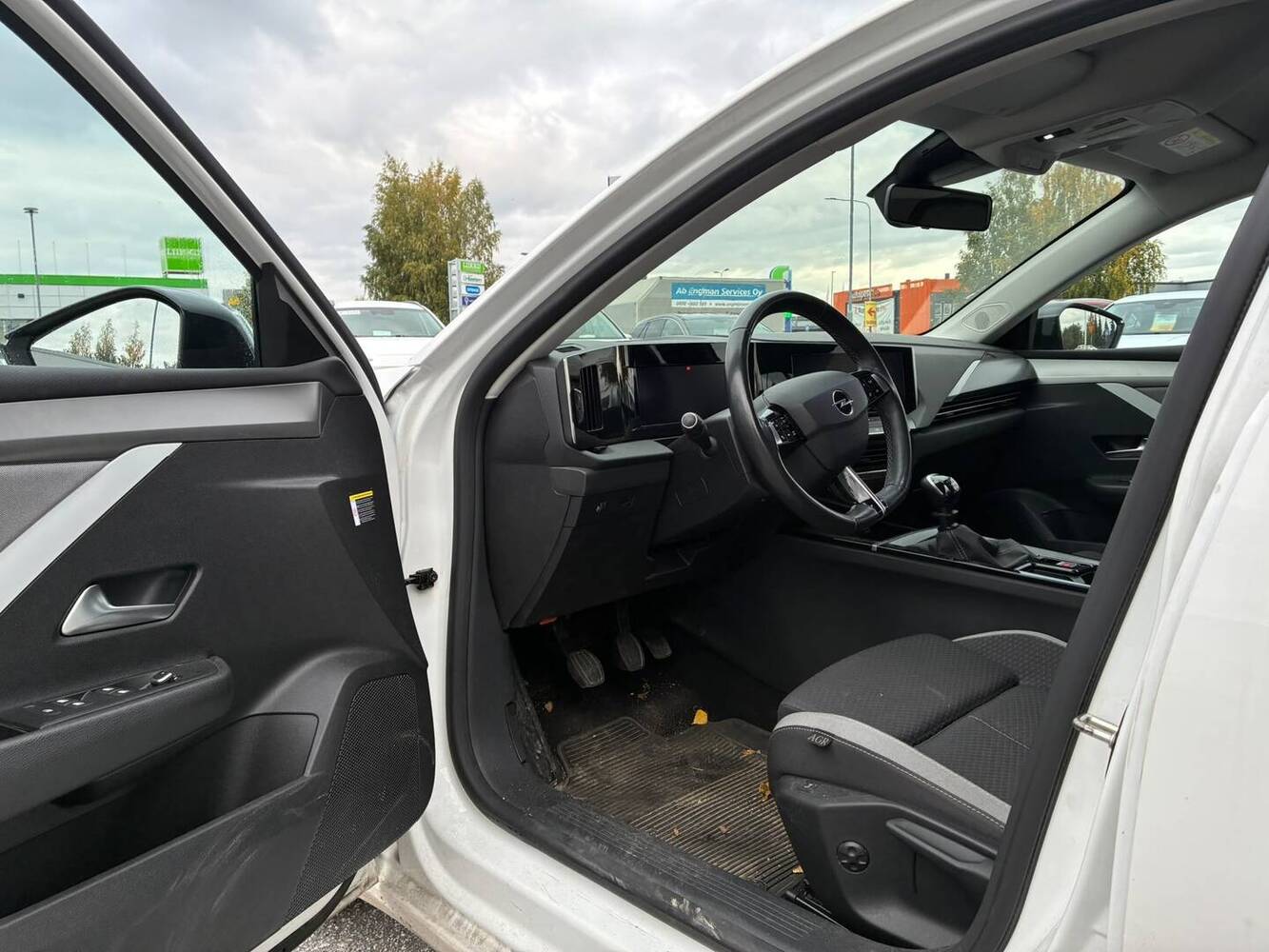 Opel Astra vaihtoauto