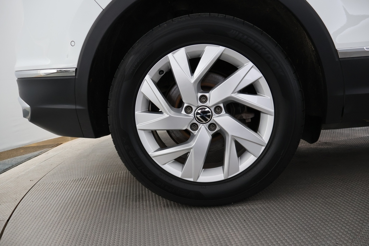 Volkswagen Tiguan vaihtoauto
