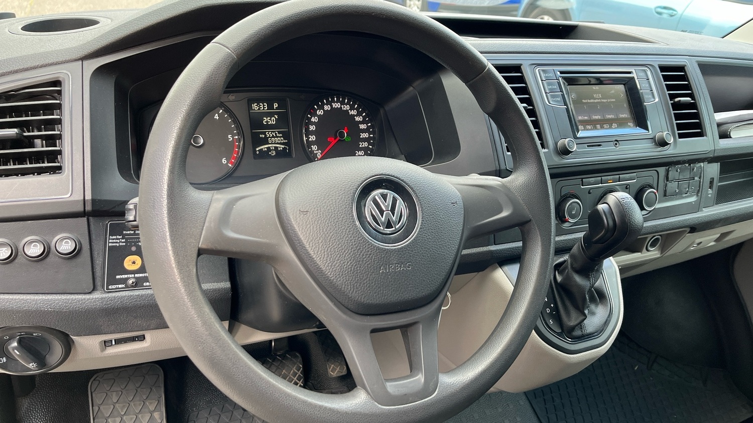 Volkswagen Transporter vaihtoauto