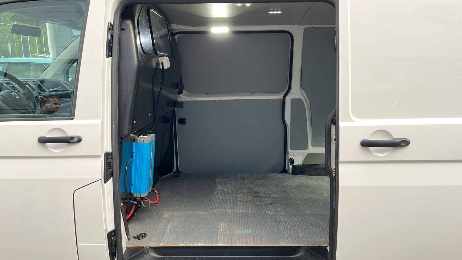 Volkswagen Transporter vaihtoauto