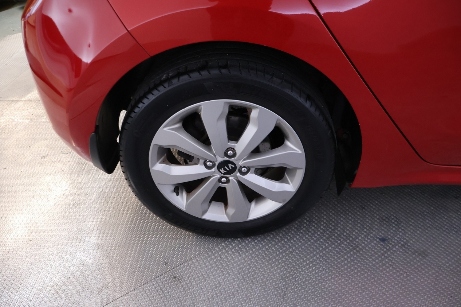 Kia Rio vaihtoauto