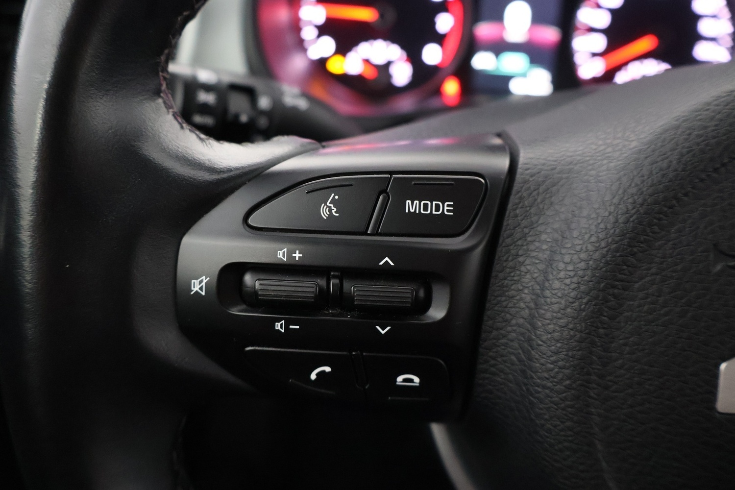 Kia Stonic vaihtoauto