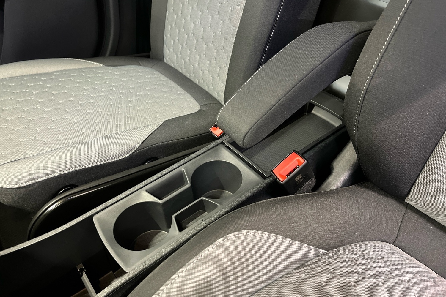 Ford Transit Courier vaihtoauto
