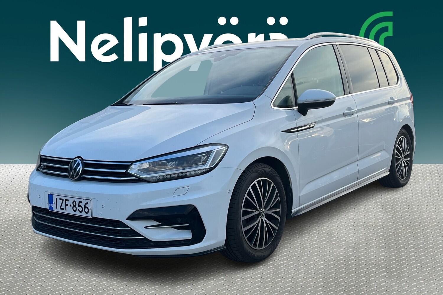 Volkswagen Touran vaihtoauto