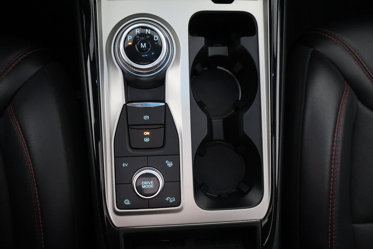 Ford USA Explorer vaihtoauto