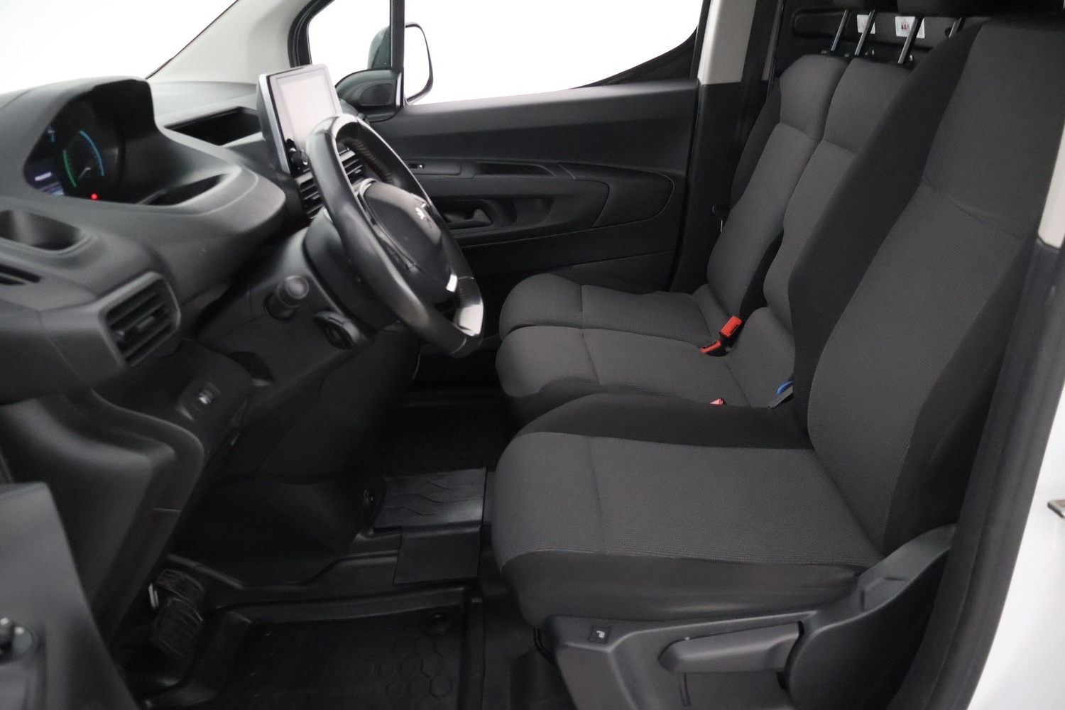 Peugeot e-Partner vaihtoauto