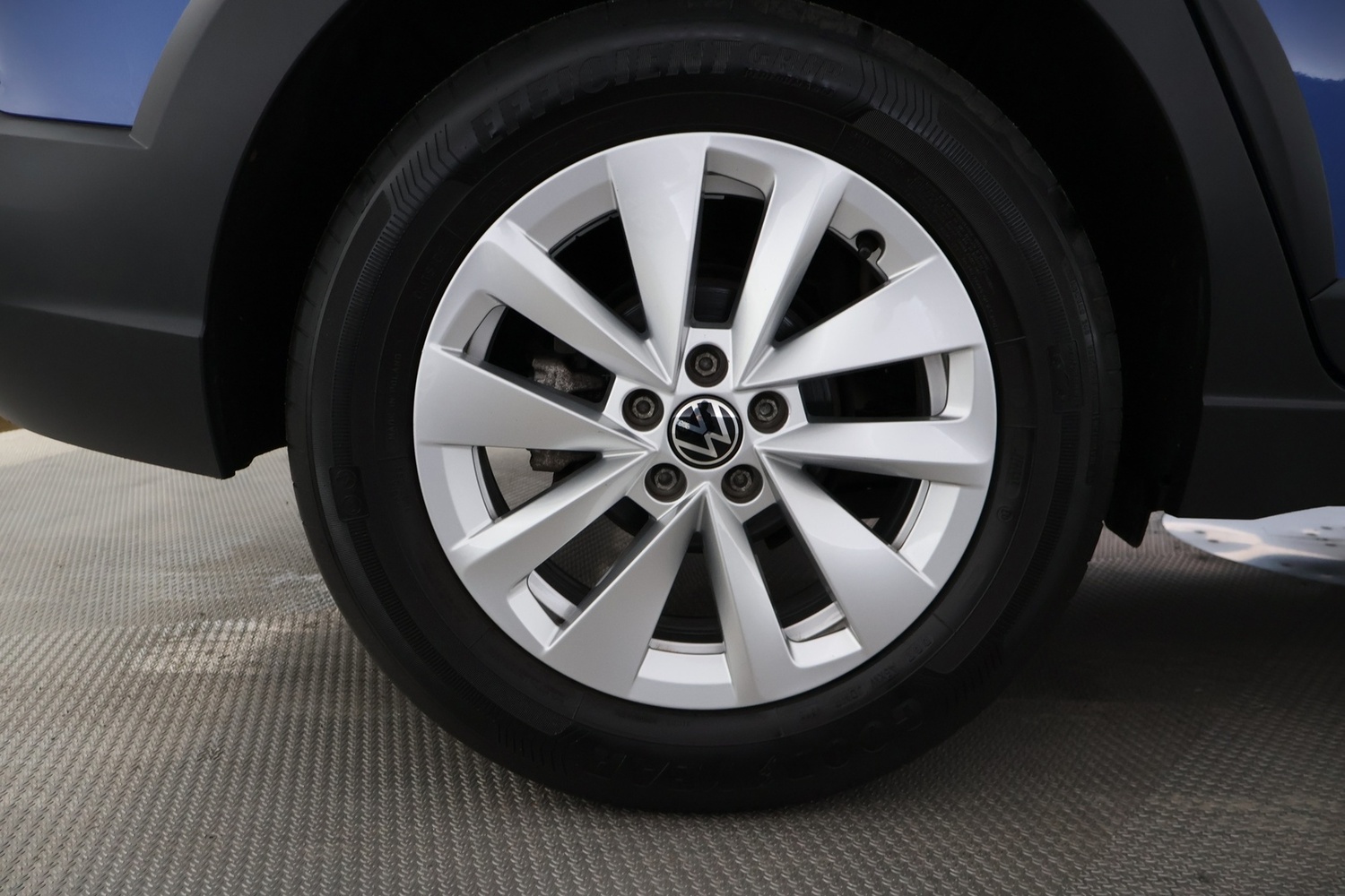 Volkswagen Taigo vaihtoauto