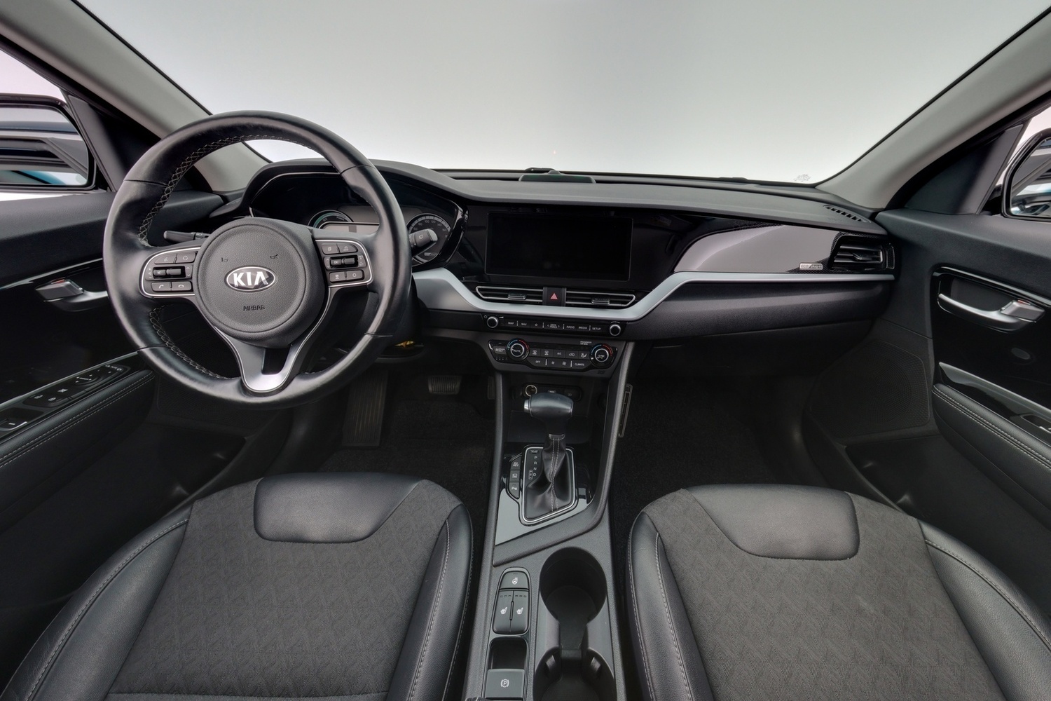 Kia Niro plug-in vaihtoauto