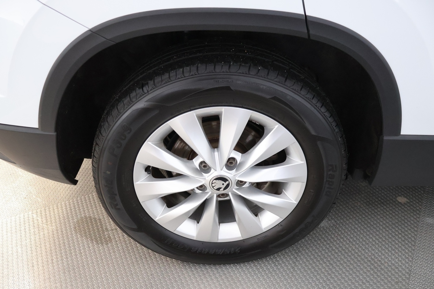 Skoda Karoq vaihtoauto