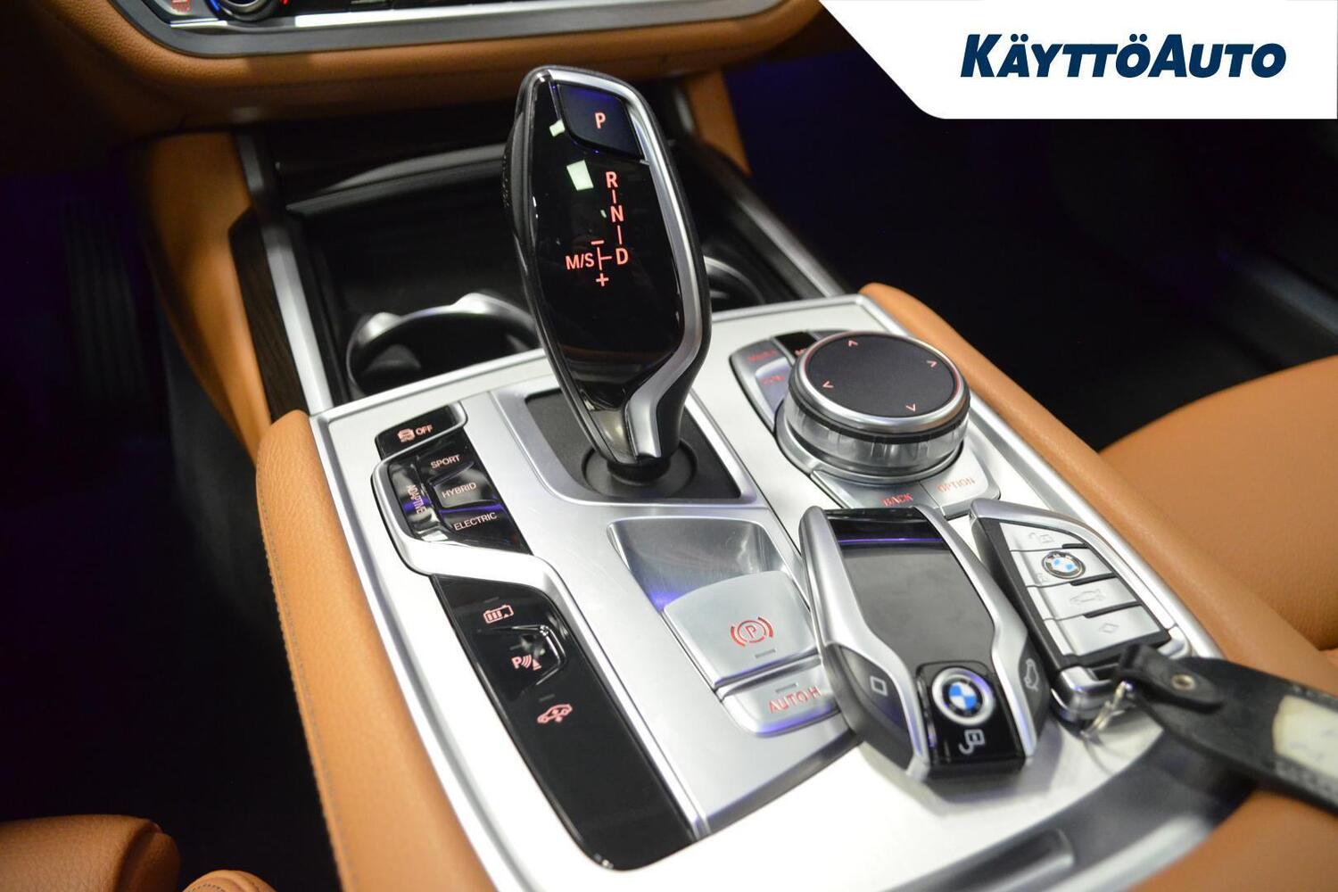 BMW 745 vaihtoauto
