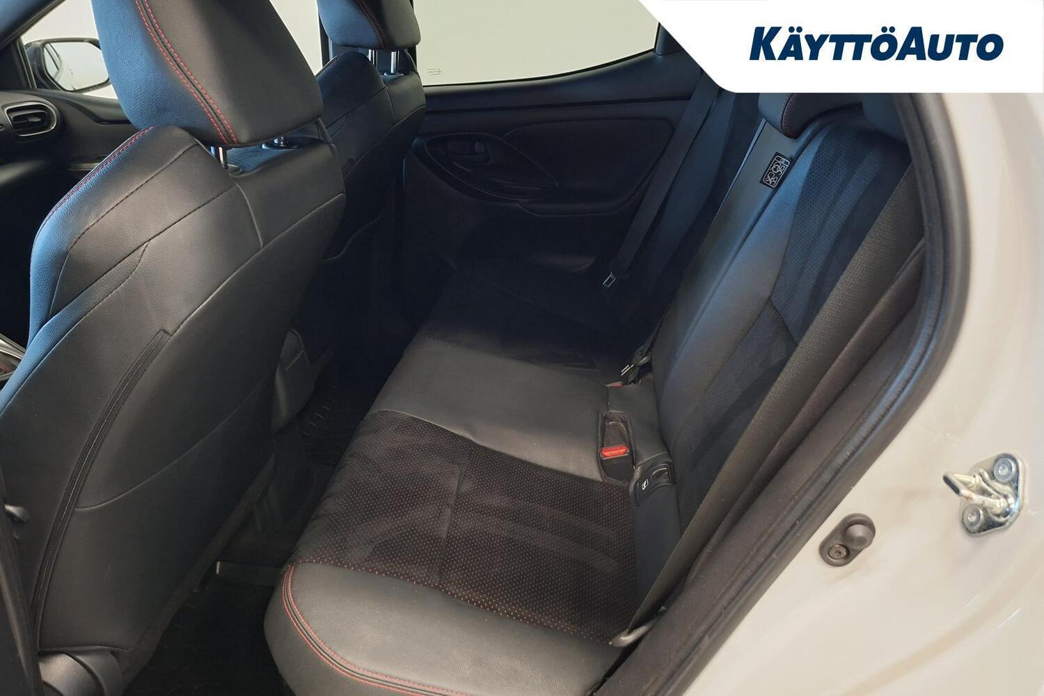 Toyota Yaris vaihtoauto