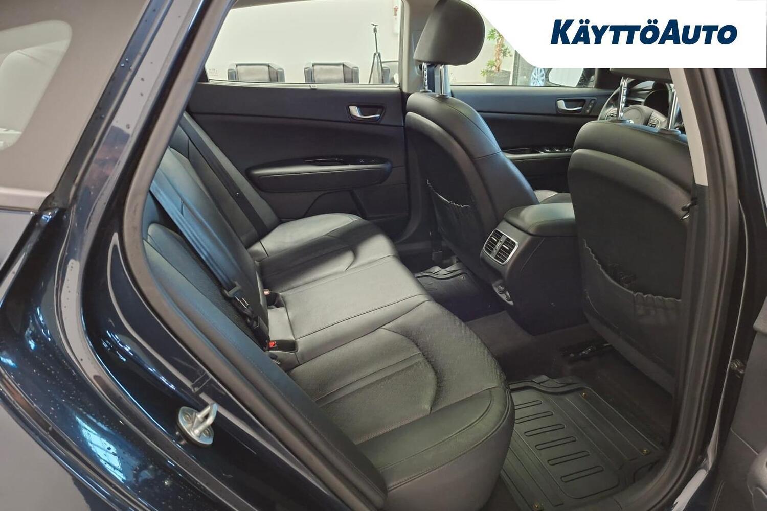 Kia Optima vaihtoauto