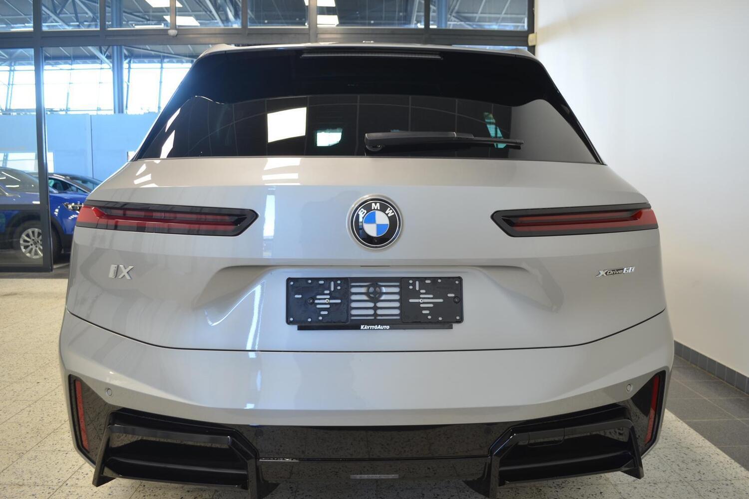 BMW iX vaihtoauto