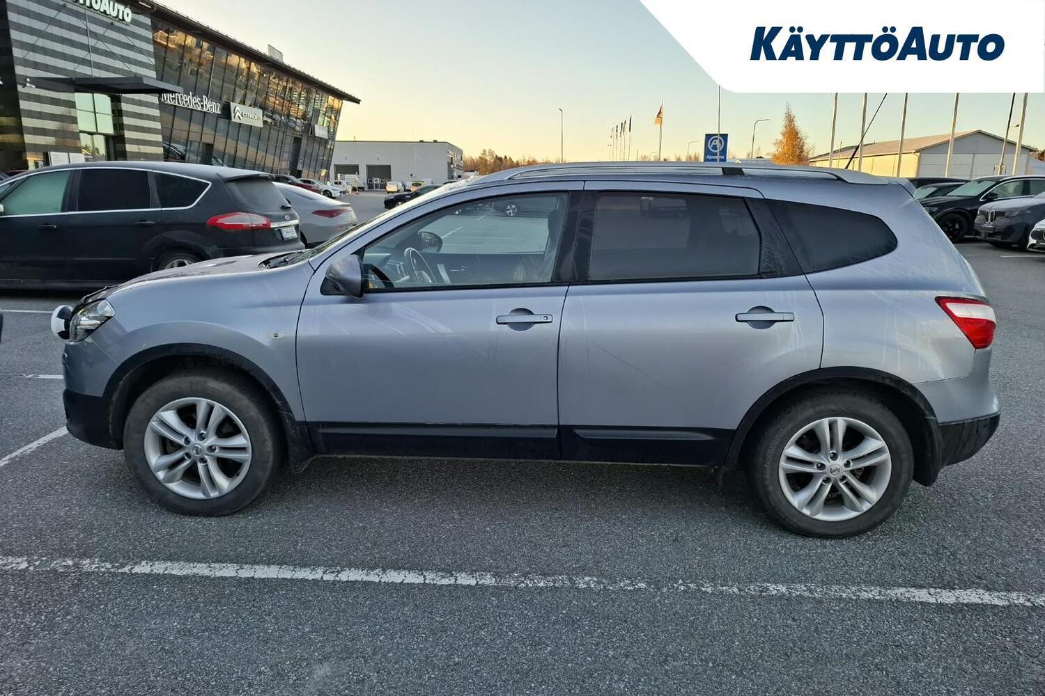 Nissan Qashqai+2 vaihtoauto
