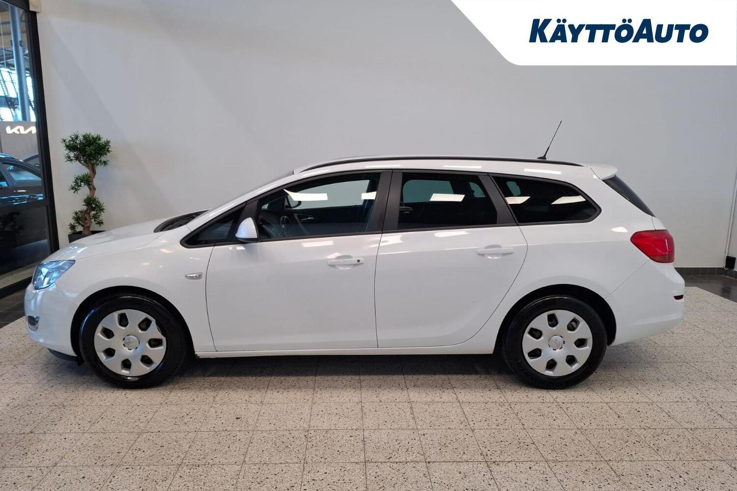 Opel Astra vaihtoauto