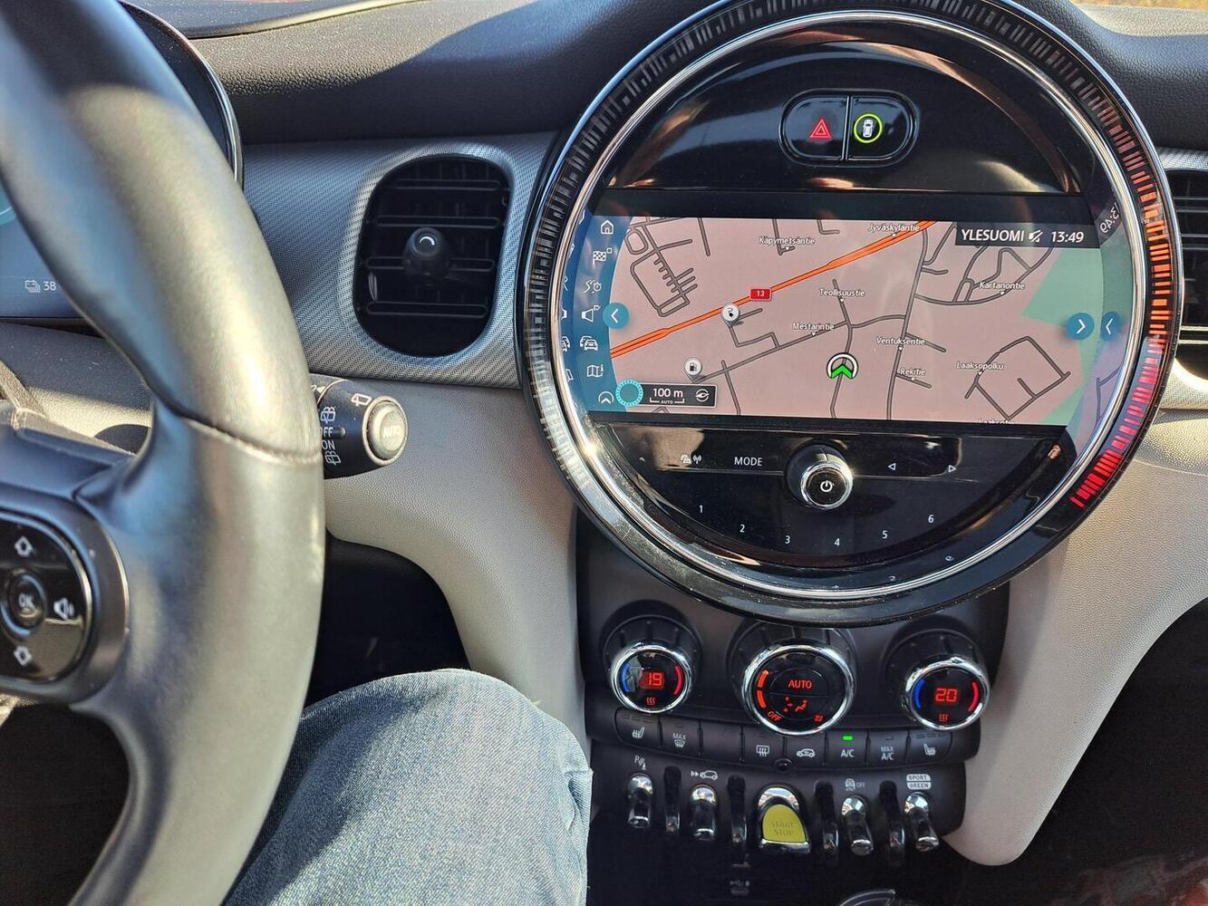 Mini Cooper vaihtoauto