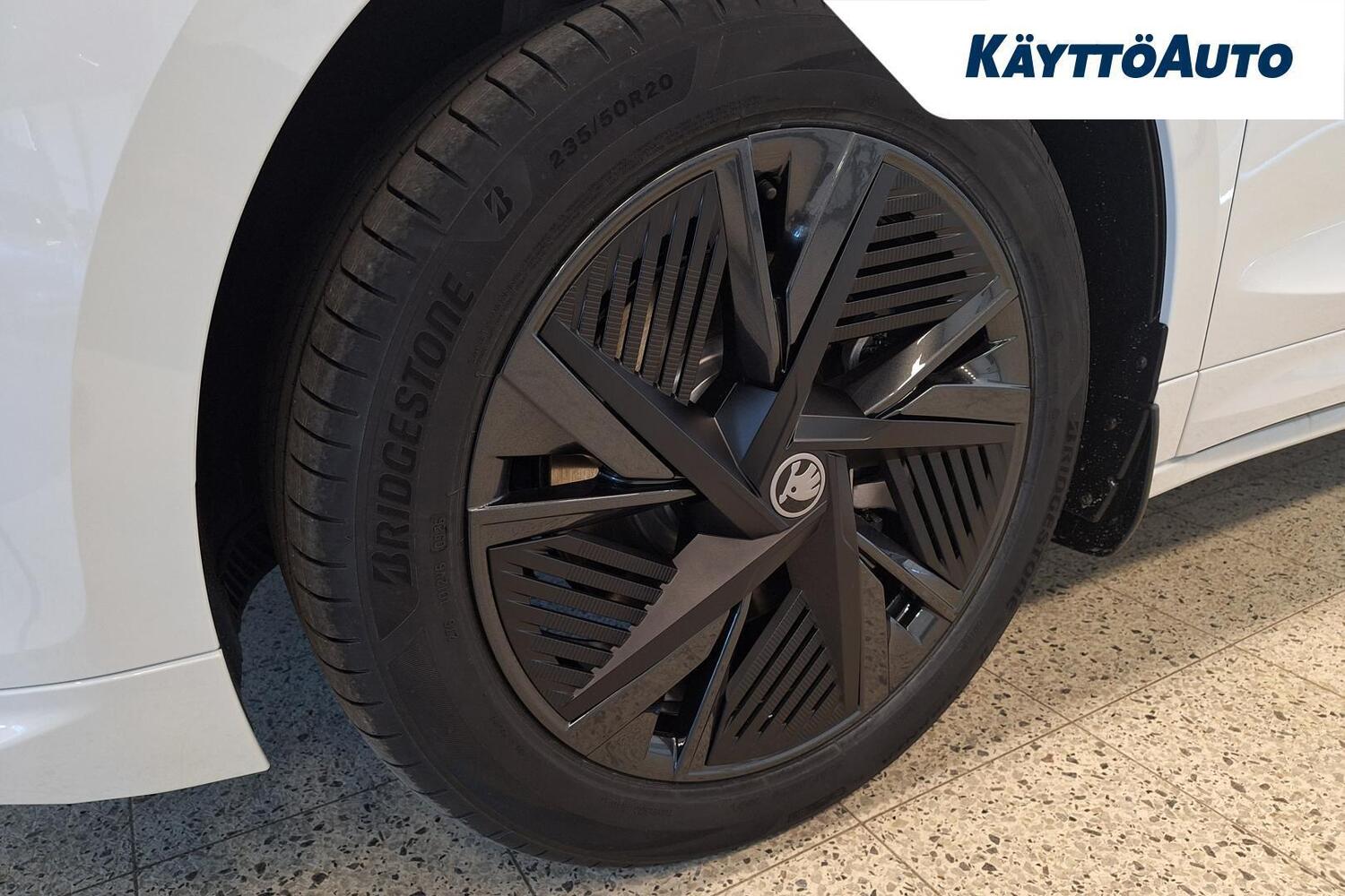 Skoda Enyaq vaihtoauto