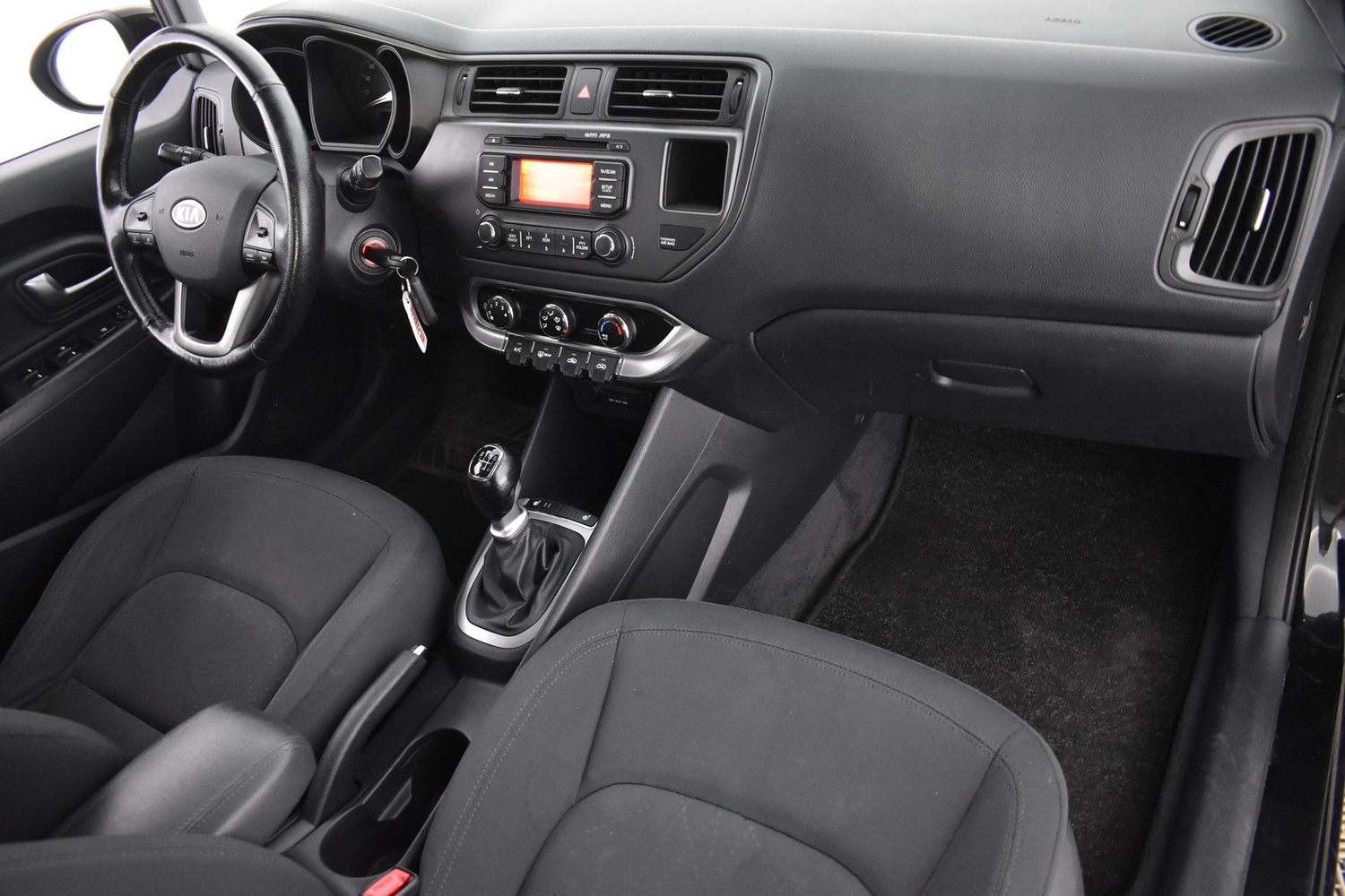 Kia Rio vaihtoauto