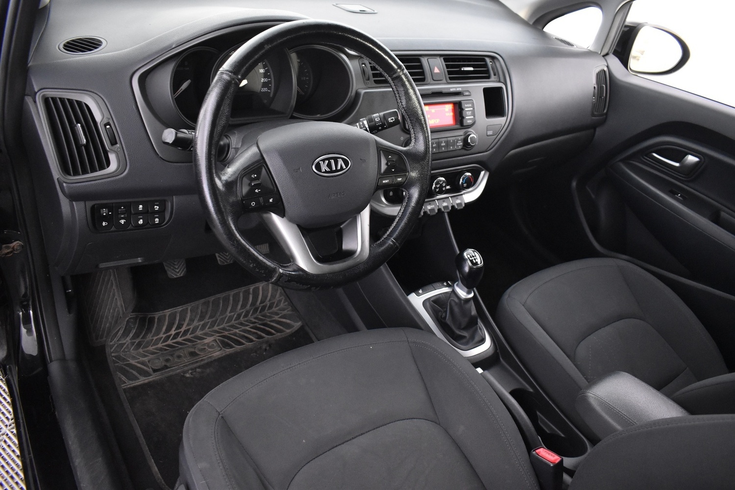 Kia Rio vaihtoauto