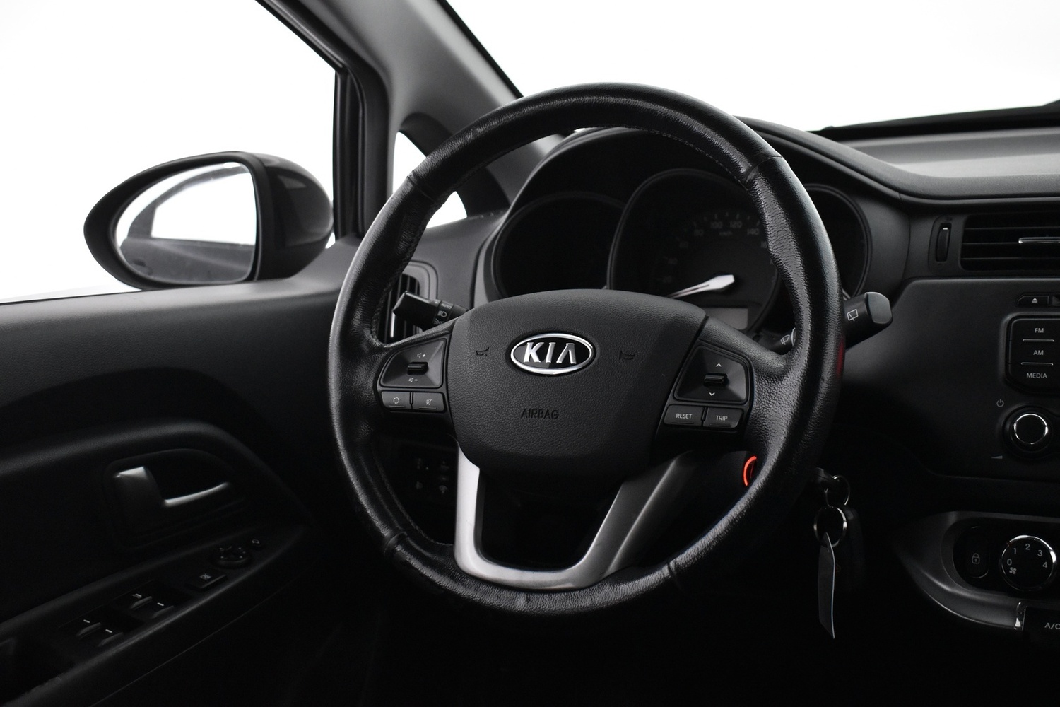Kia Rio vaihtoauto