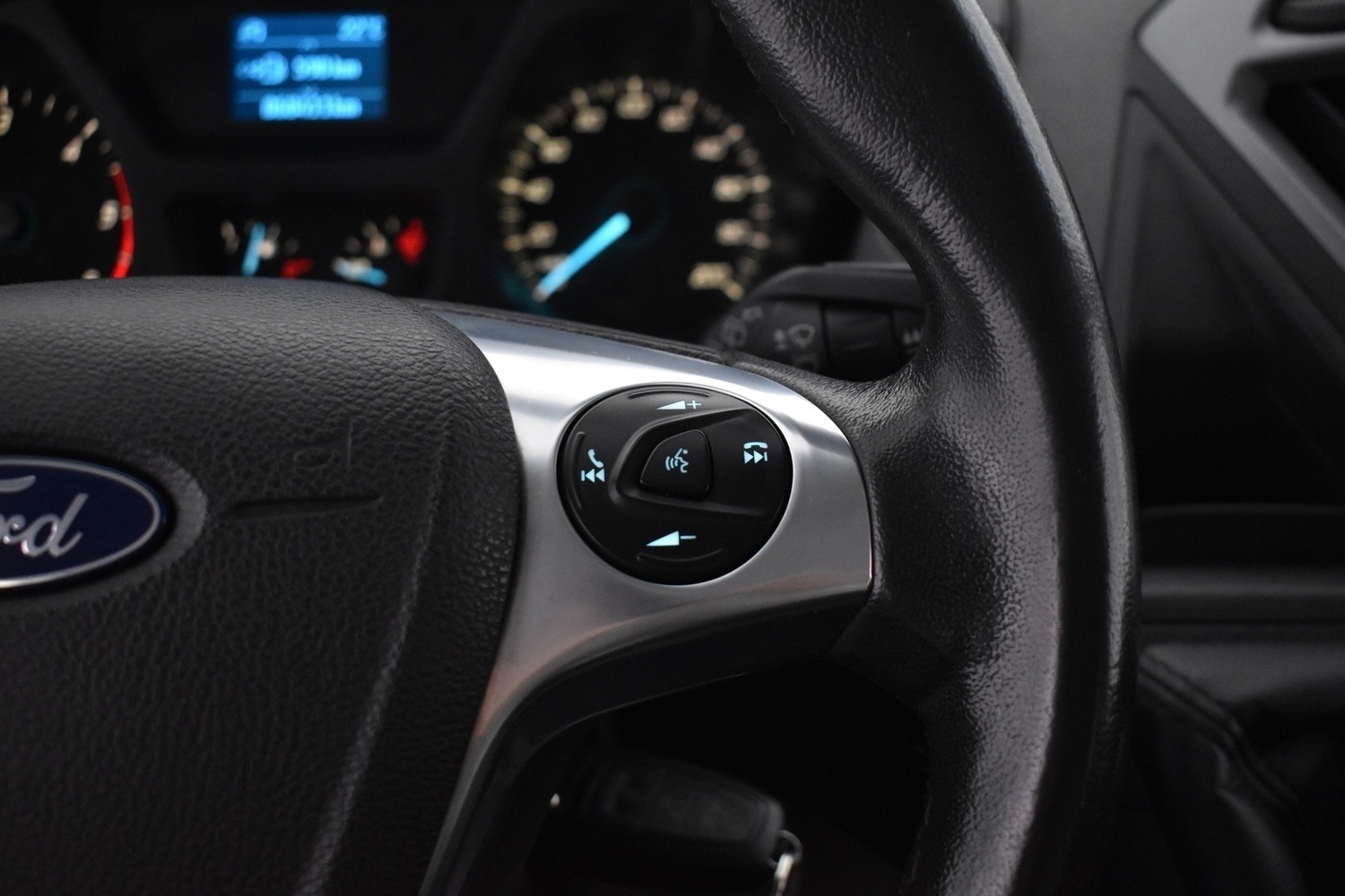 Ford Tourneo Custom vaihtoauto
