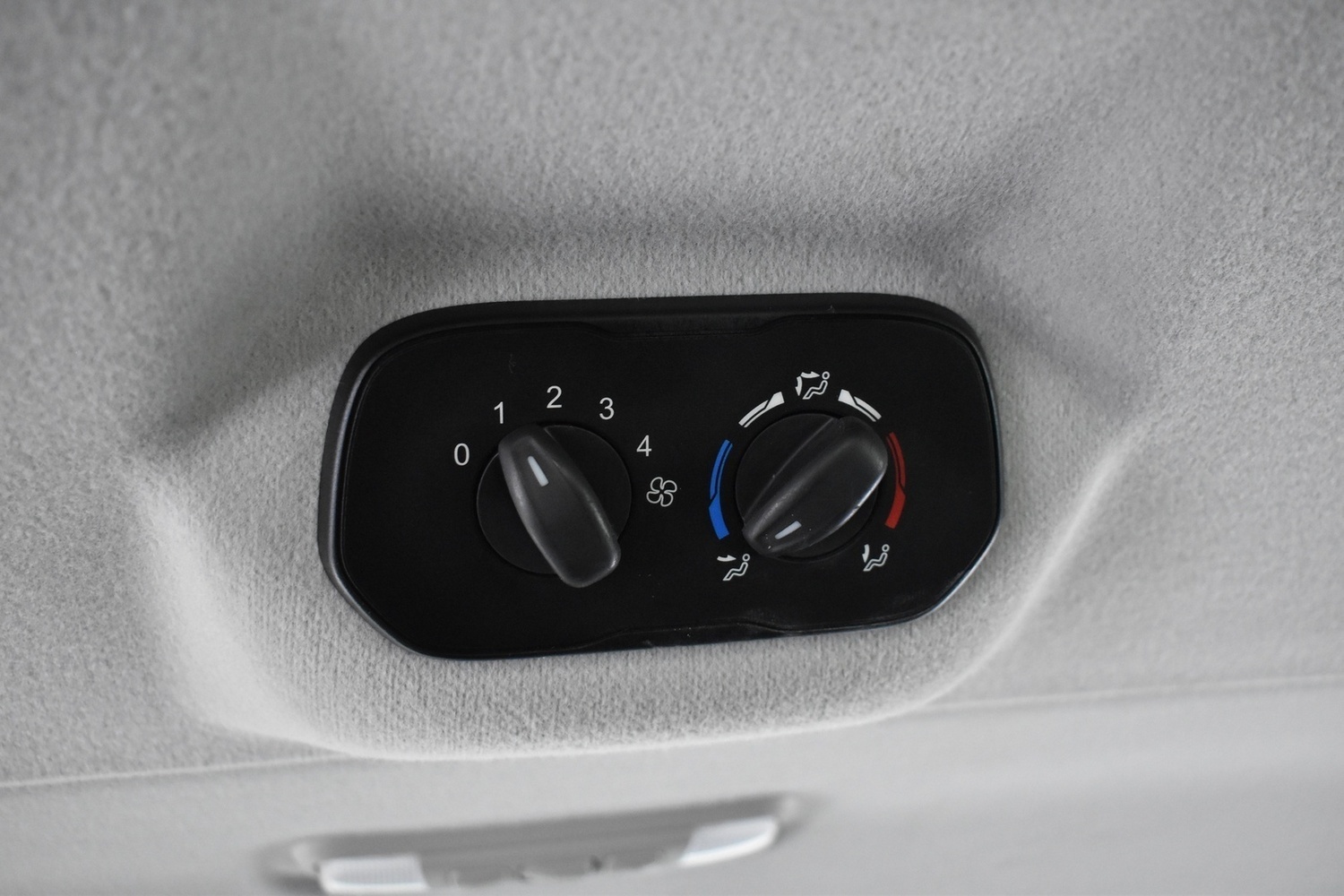 Ford Tourneo Custom vaihtoauto