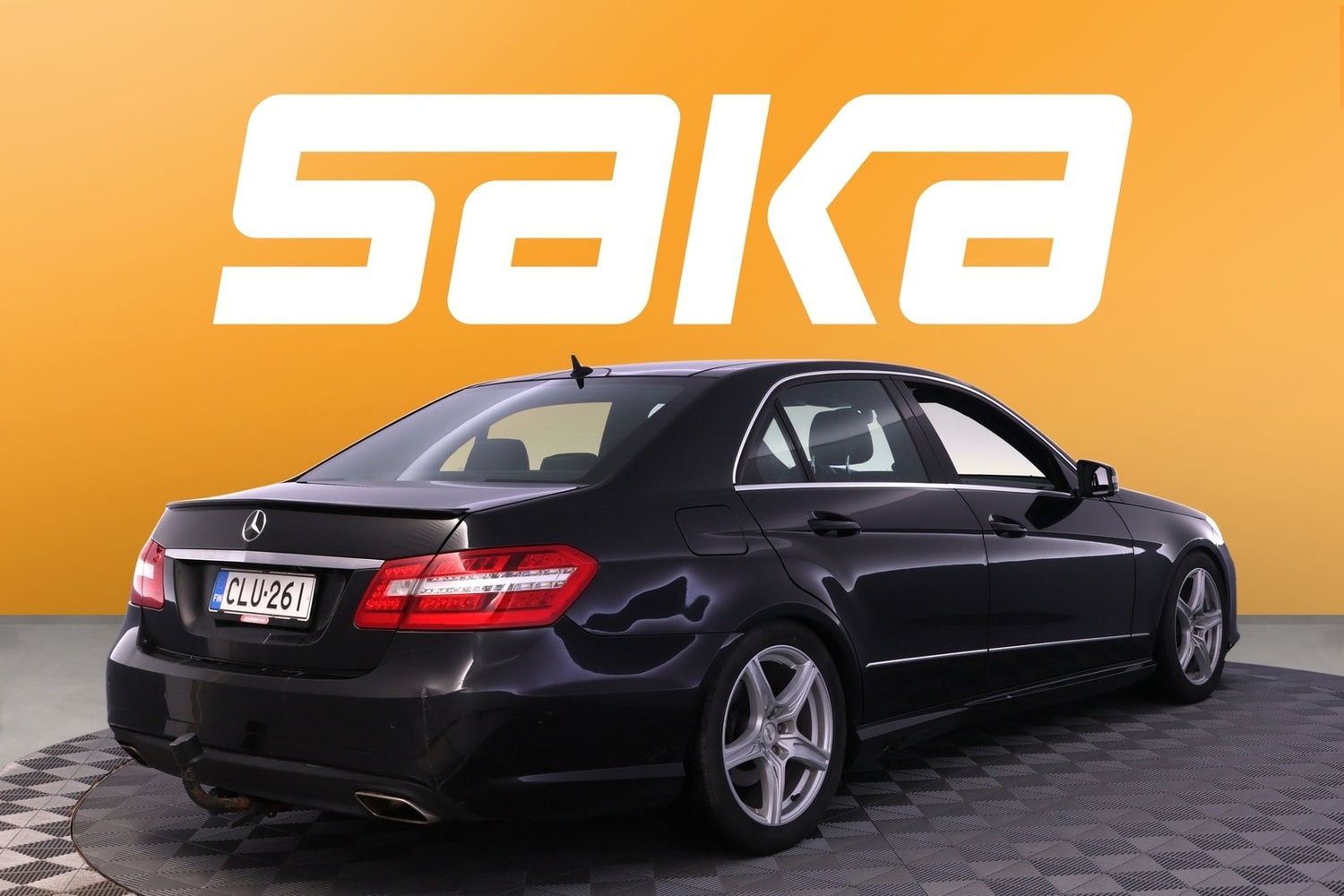 Mercedes-Benz E vaihtoauto