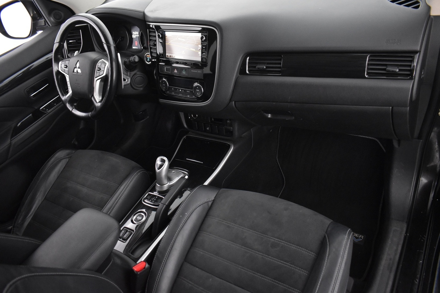 Mitsubishi Outlander vaihtoauto
