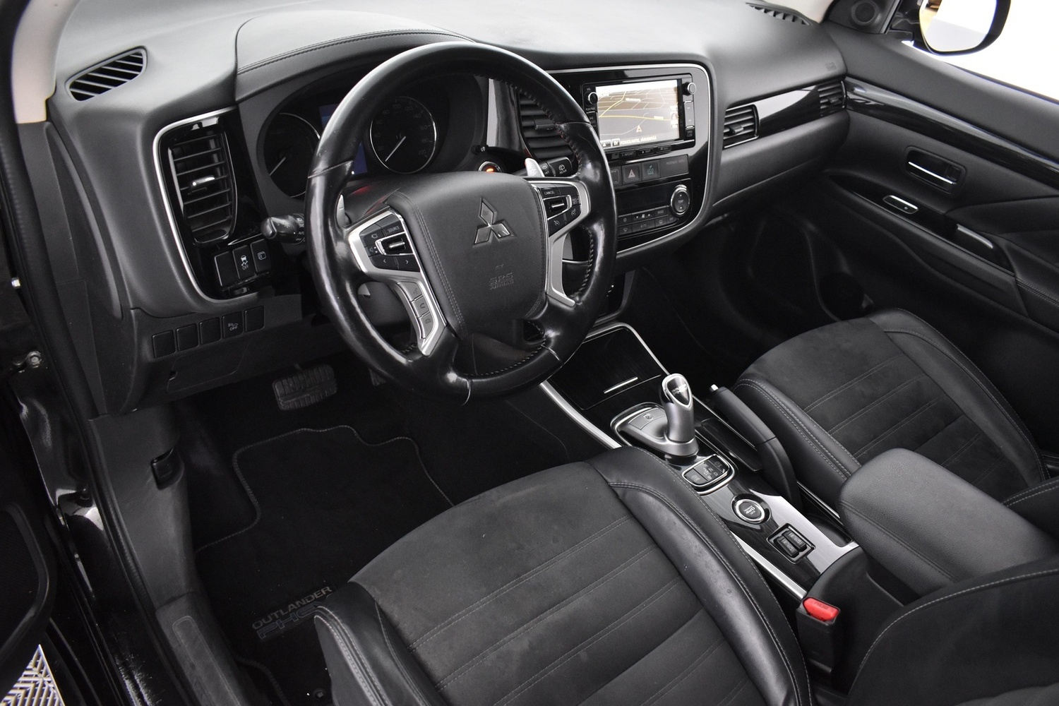Mitsubishi Outlander vaihtoauto