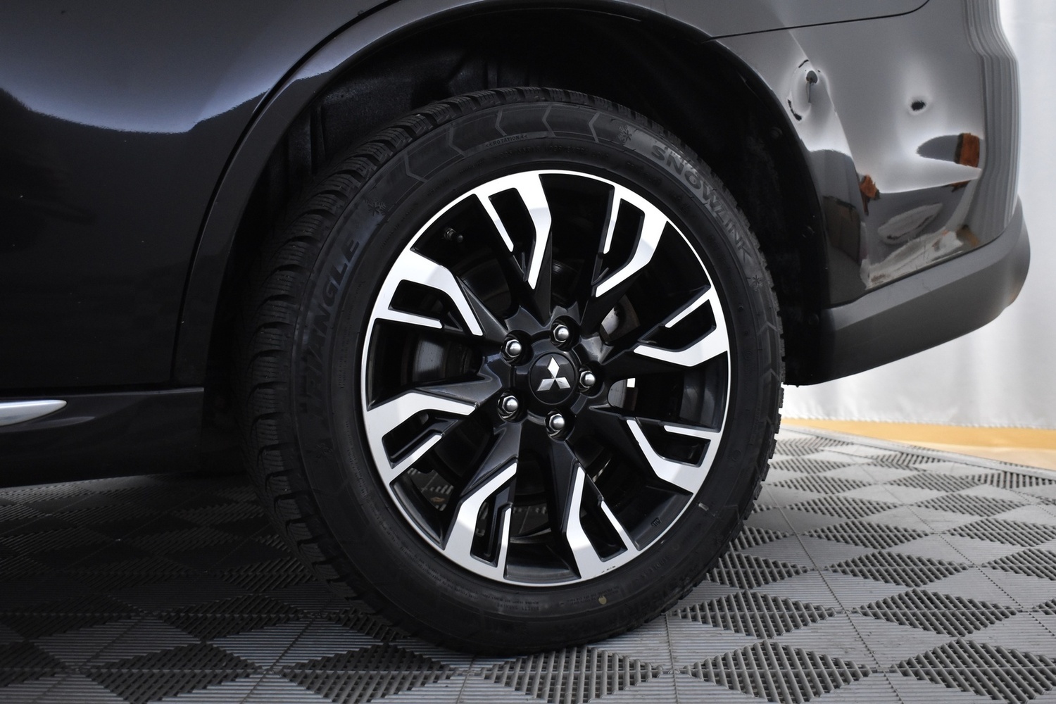 Mitsubishi Outlander vaihtoauto