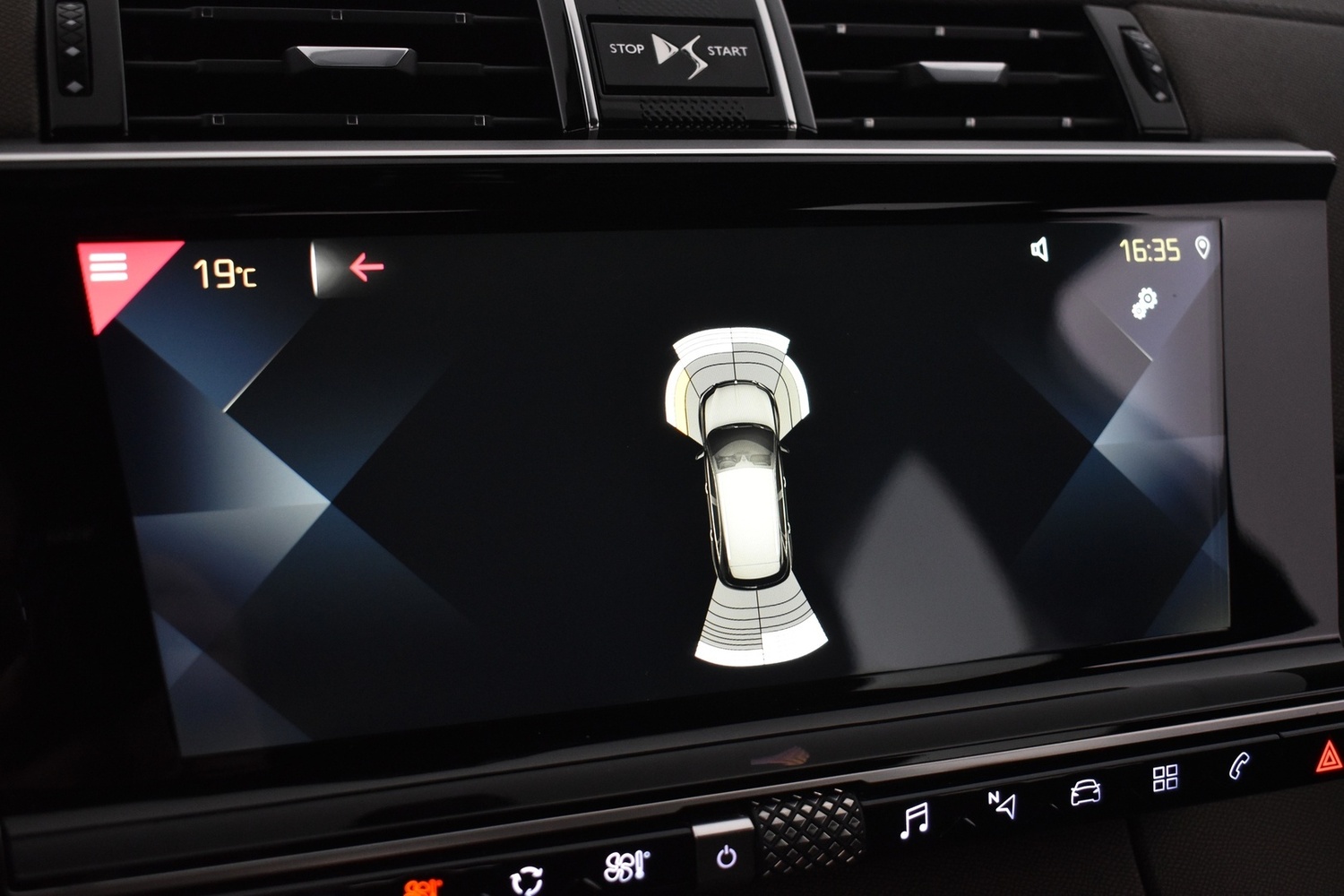 DS 7 vaihtoauto