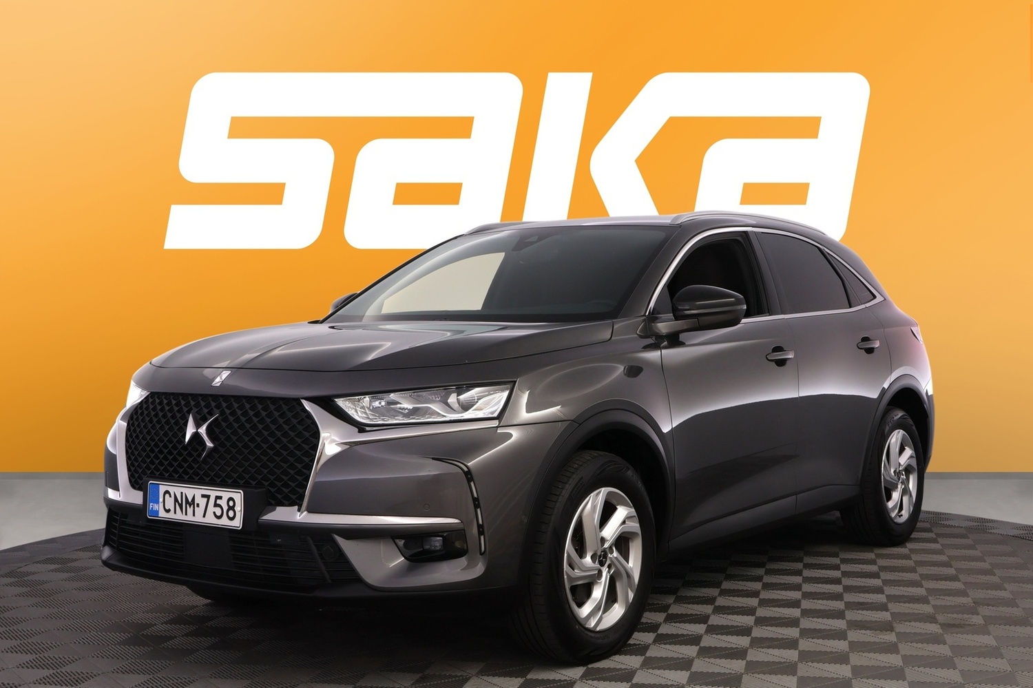 DS 7 vaihtoauto