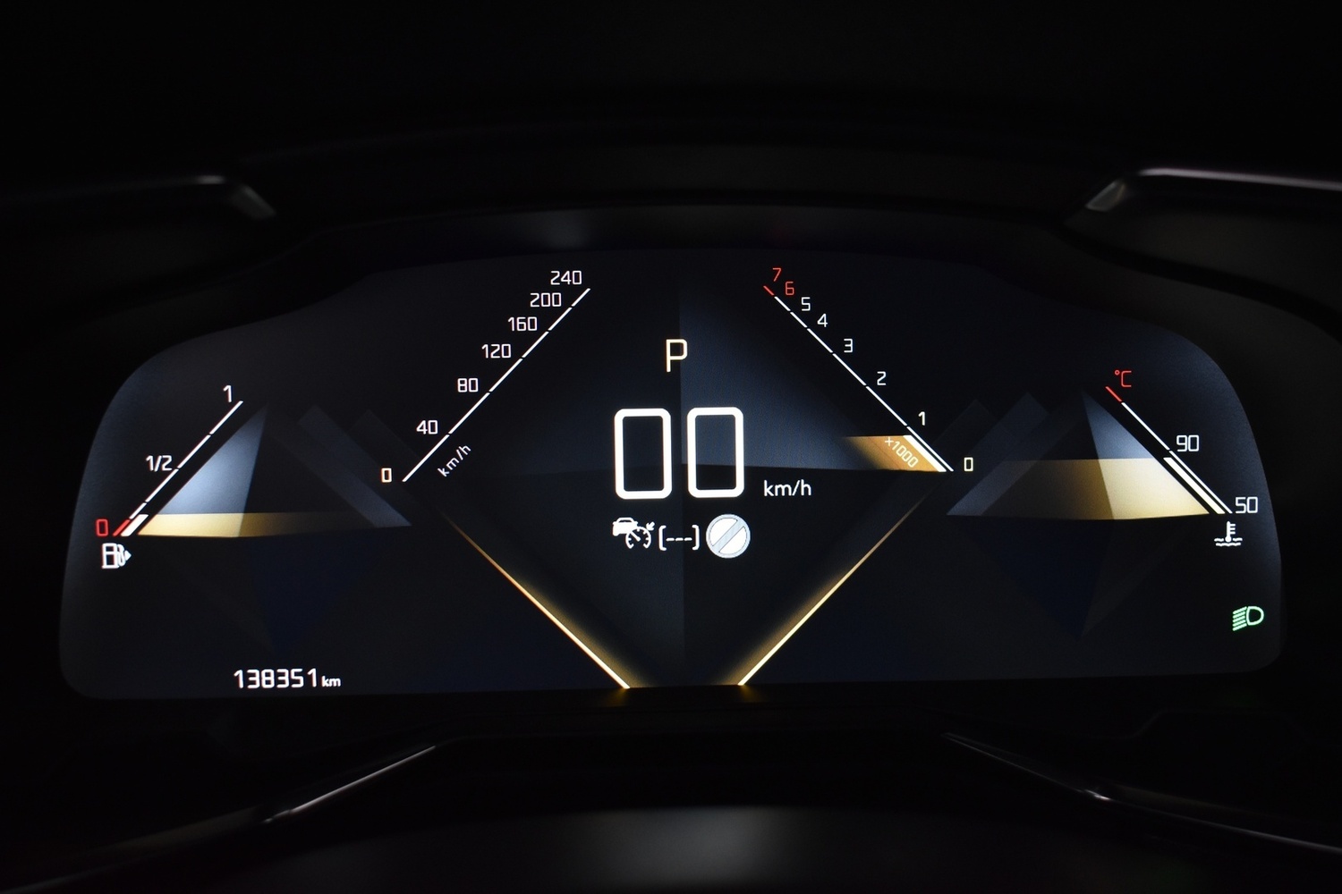 DS 7 vaihtoauto