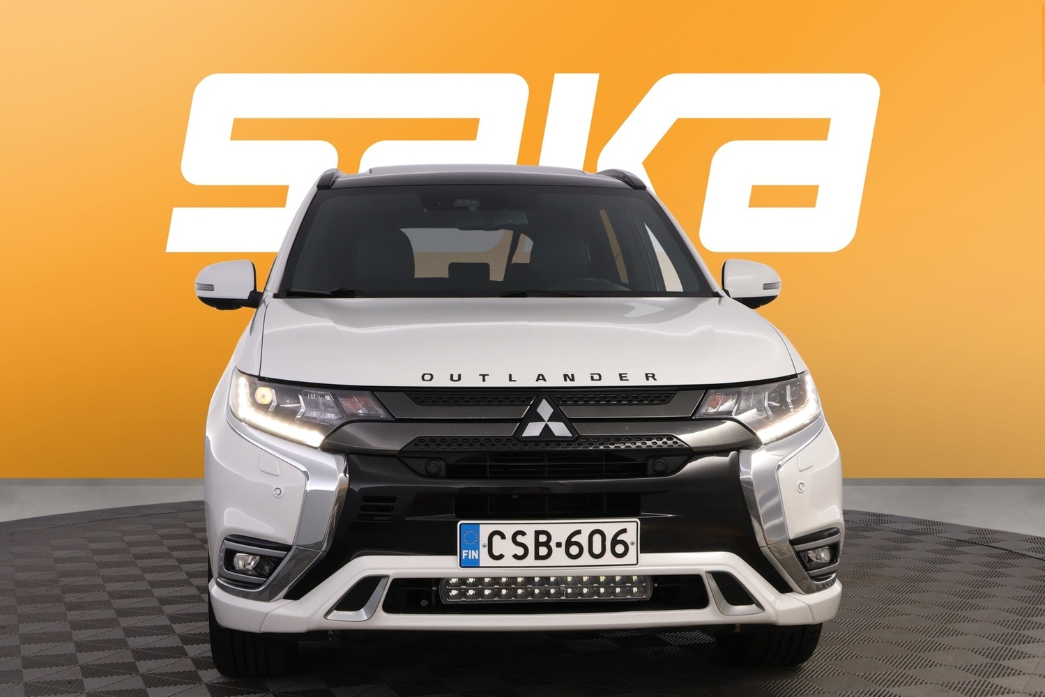 Mitsubishi Outlander vaihtoauto