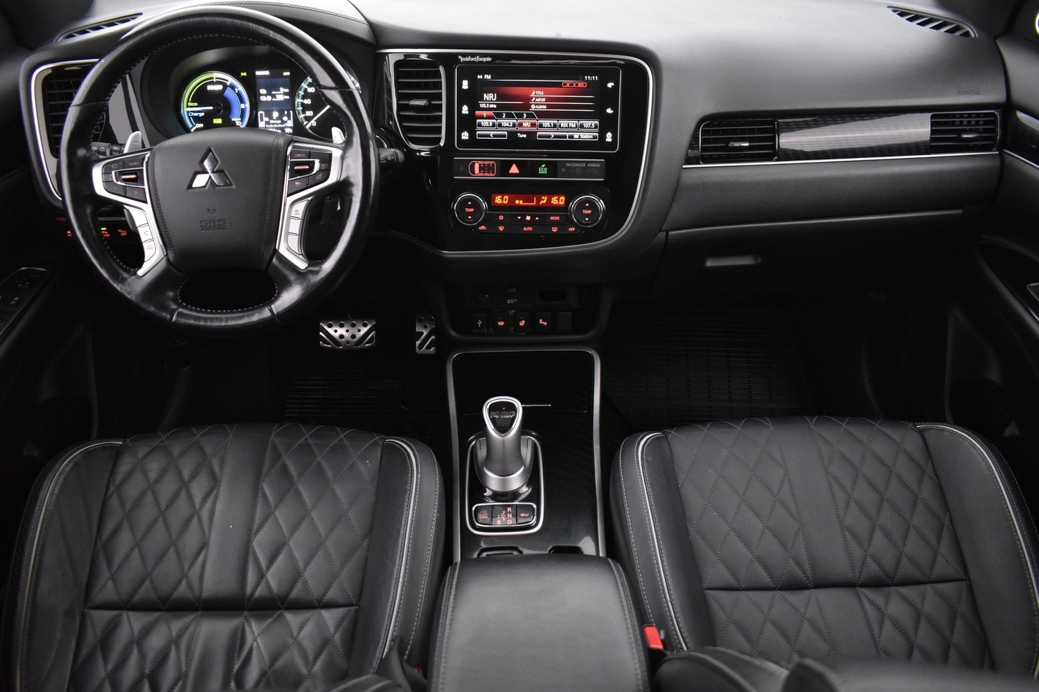 Mitsubishi Outlander vaihtoauto