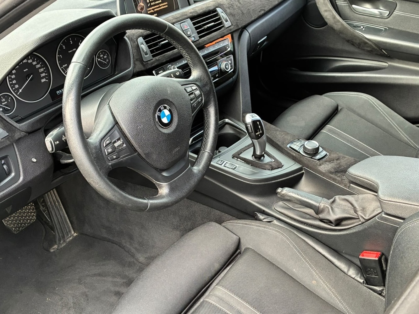 BMW 320 vaihtoauto
