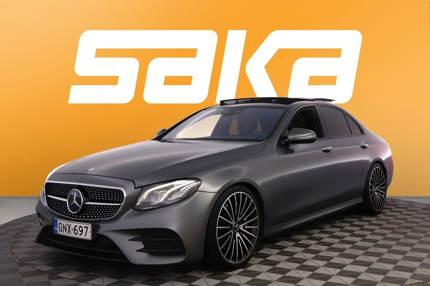Mercedes-Benz E vaihtoauto