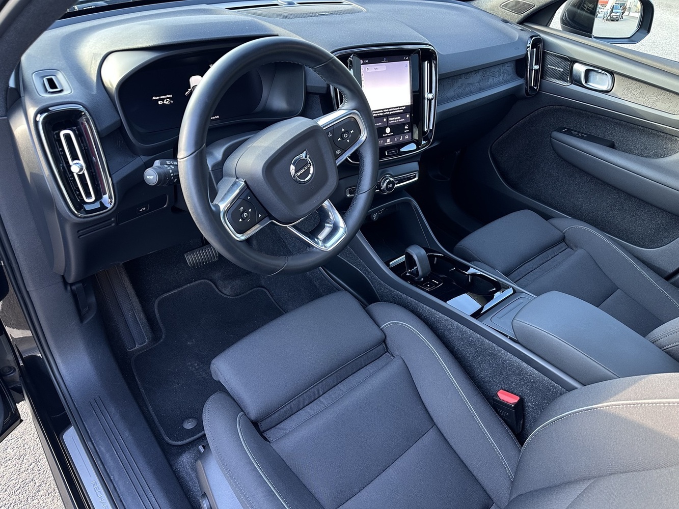 Volvo XC40 vaihtoauto
