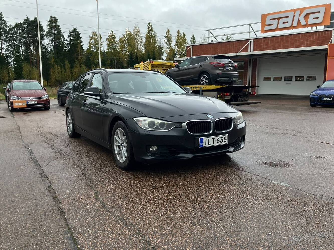 BMW 320 vaihtoauto