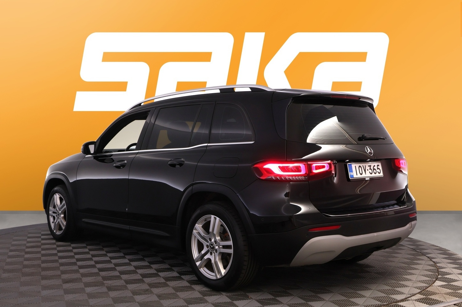 Mercedes-Benz GLB vaihtoauto