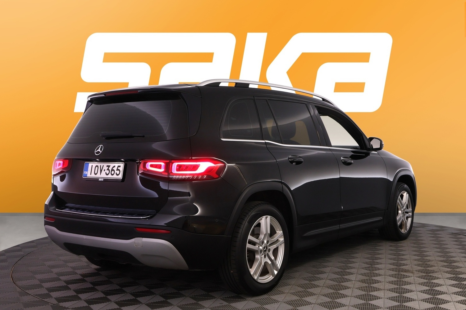 Mercedes-Benz GLB vaihtoauto