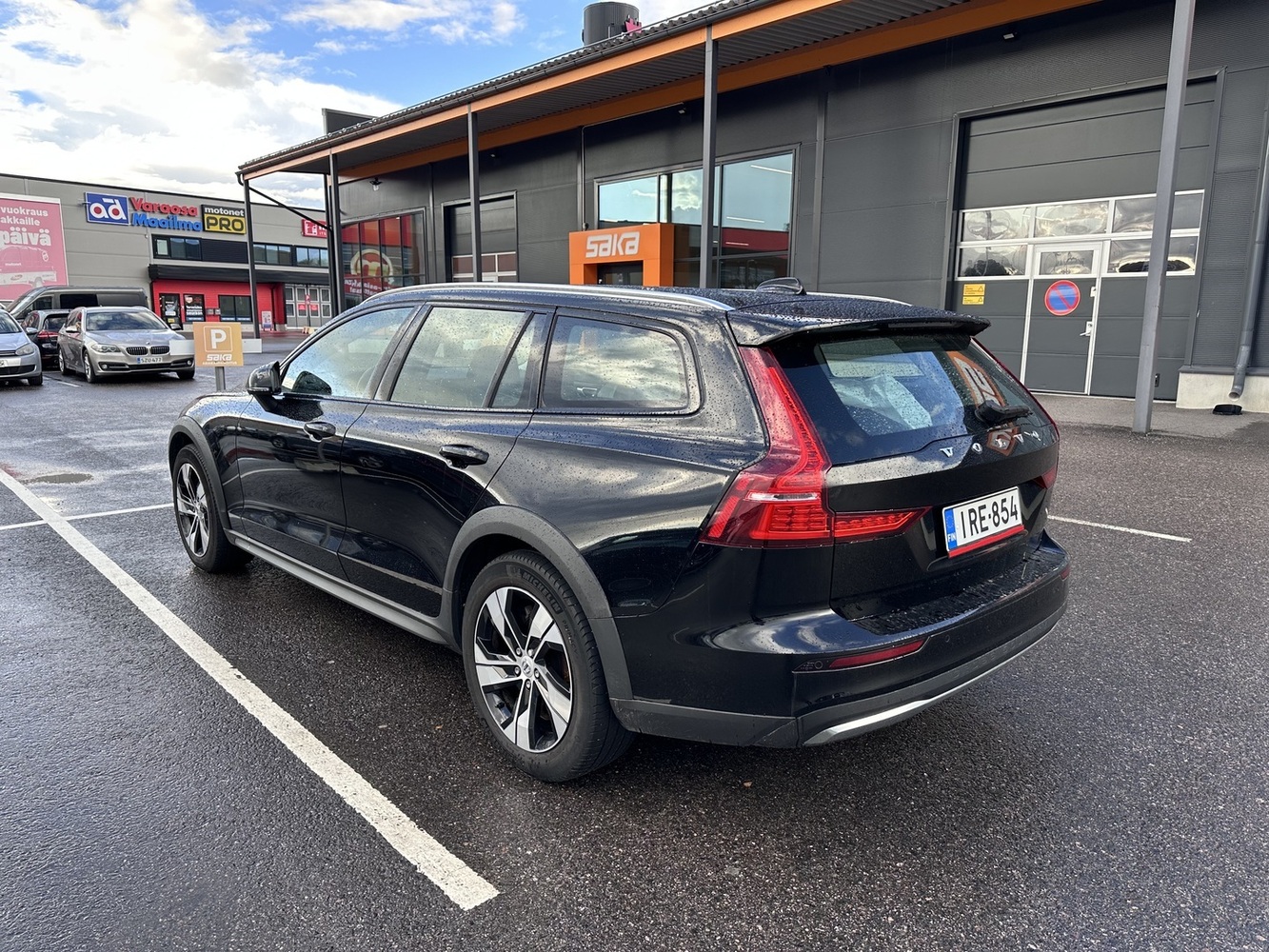 Volvo V60 Cross Country vaihtoauto