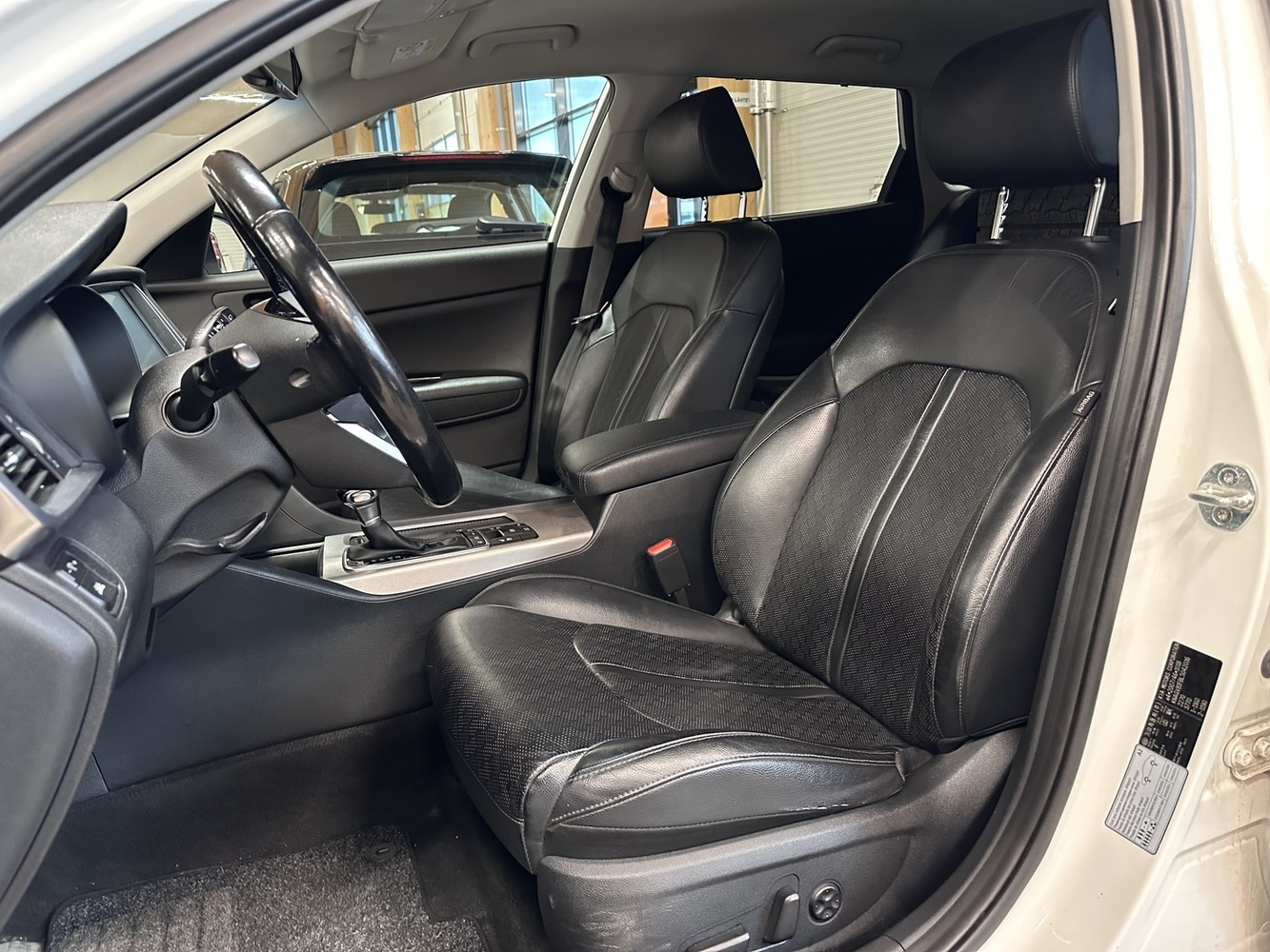 Kia Optima vaihtoauto
