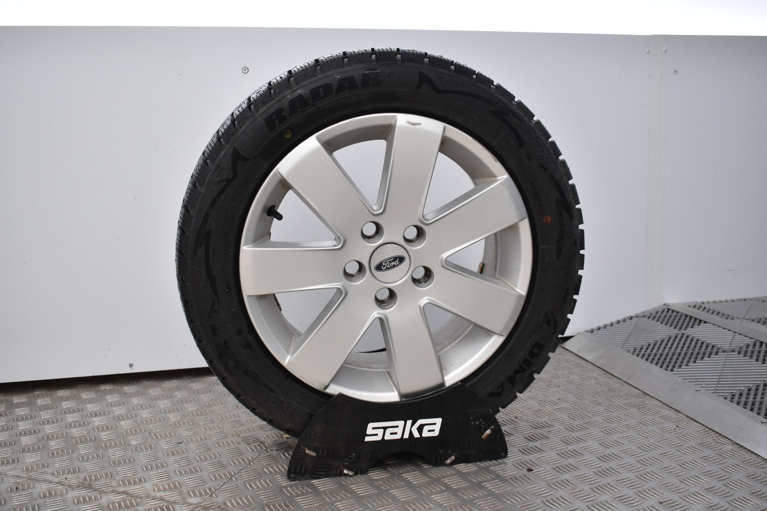 Ford Mondeo vaihtoauto