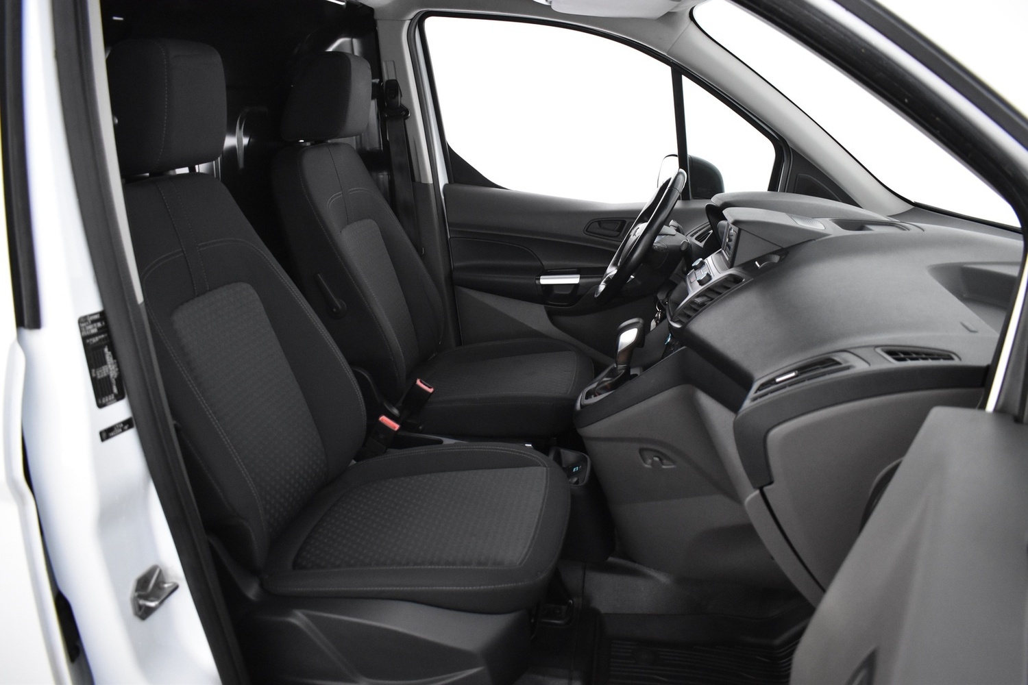 Ford Transit Connect vaihtoauto
