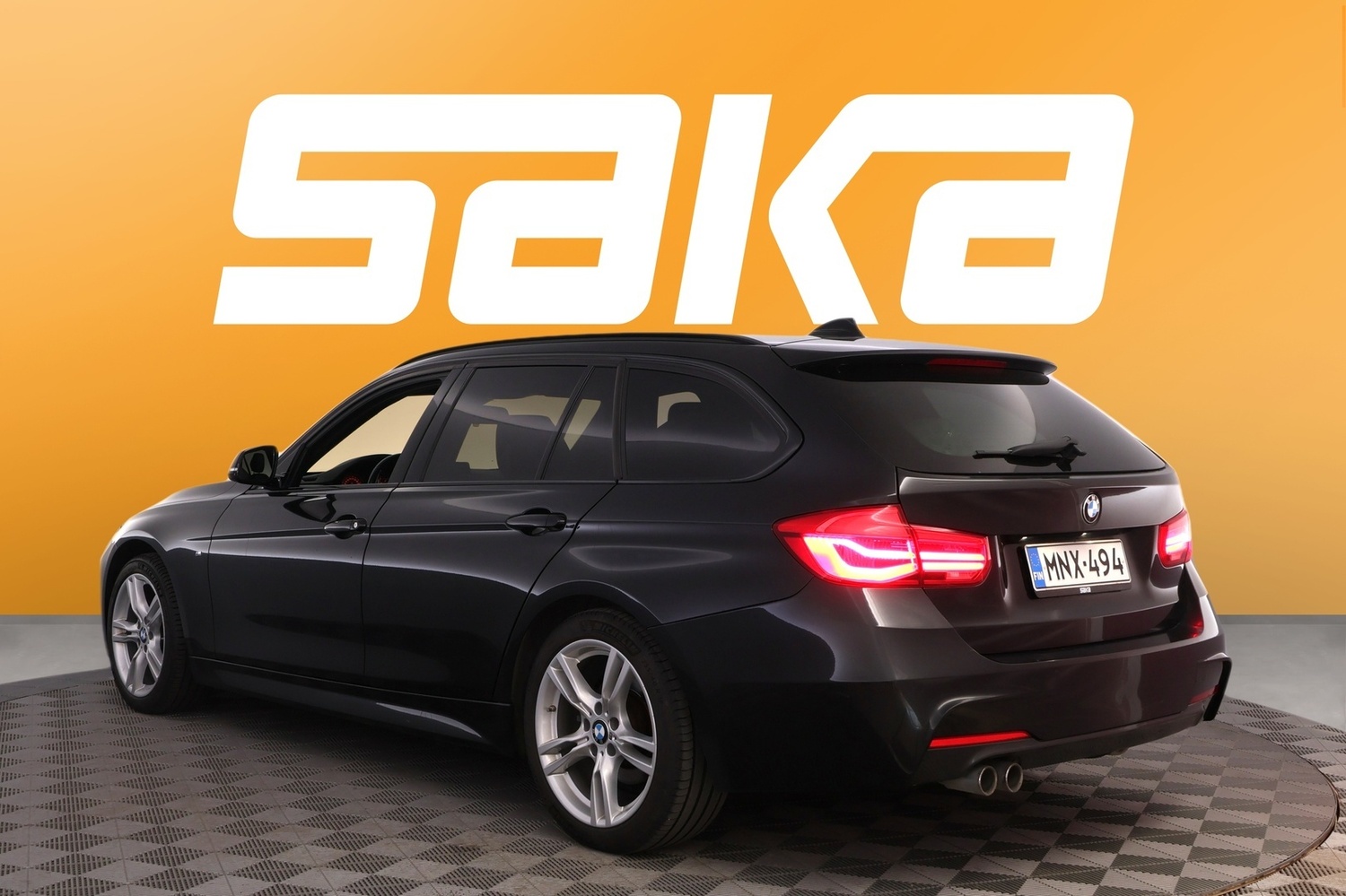 BMW 320 vaihtoauto